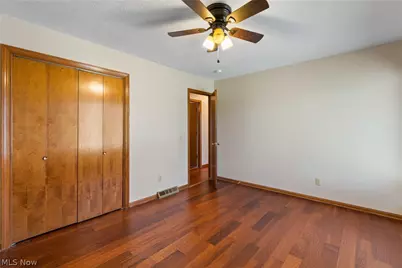 3586 Leafland Street NW, Uniontown, OH 44685 - Photo 17