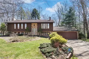 3586 Leafland St NW, Uniontown, OH 44685 - Photo 3