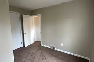 3700 E 153rd St, Loveland, OH 44120 - Photo 25