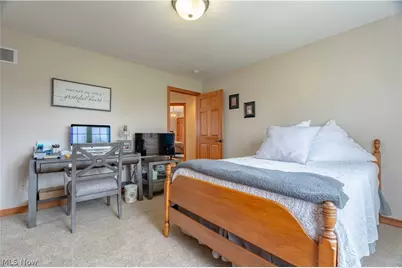 6607 Woodbridge Circle NW, Massillon, OH 44646 - Photo 39