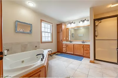 6607 Woodbridge Circle NW, Massillon, OH 44646 - Photo 33