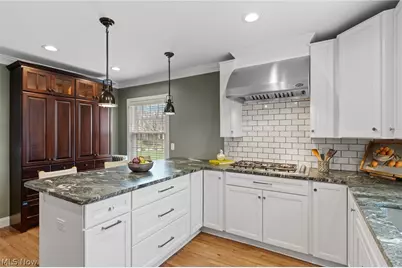 22275 Calverton Road, Huber Heights, OH 44122 - Photo 15