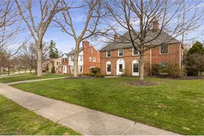 22275 Calverton Road, Huber Heights, OH 44122 - Photo 3