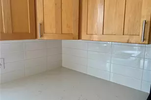 23710 E Baintree Rd, Beachwood, OH 44122 - Photo 9