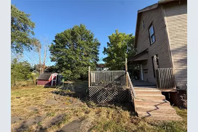 1033 Olive Avenue NE, Warren, OH 44483 - Photo 3