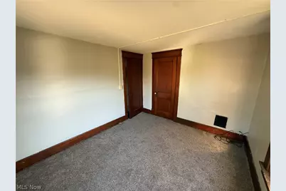 1033 Olive Avenue NE, Warren, OH 44483 - Photo 15