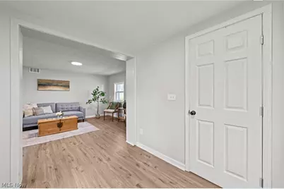 4321 30th Street NE, Canton, OH 44705 - Photo 17