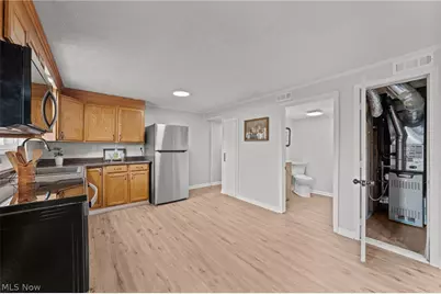 4321 30th Street NE, Canton, OH 44705 - Photo 31