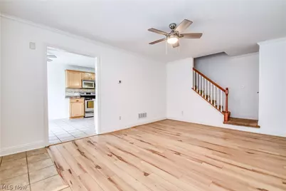 5542 Bretton Court #A, Willoughby, OH 44094 - Photo 3