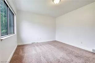 5542 Bretton Ct, Willoughby, OH 44094 - Photo 15