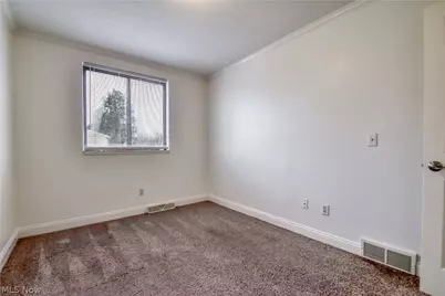 5542 Bretton Court #A, Willoughby, OH 44094 - Photo 13