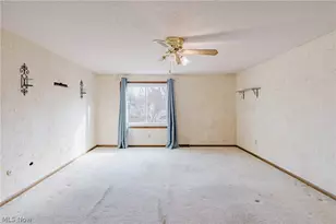 5875 Deepwood Trail, Solon, OH 44139 - Photo 21