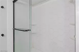 5875 Deepwood Trail, Solon, OH 44139 - Photo 33