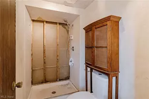 5875 Deepwood Trail, Solon, OH 44139 - Photo 25