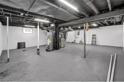 13620 S Parkway Drive, Garfield Heights, OH 44105 - Photo 31