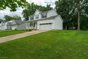 1017 Susan Rd, Ravenna, OH 44266 - Photo 3