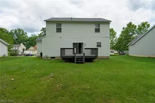 1017 Susan Rd, Ravenna, OH 44266 - Photo 7