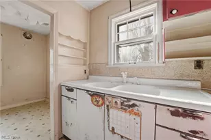 1016 Riverside Dr, Painesville, OH 44077 - Photo 15