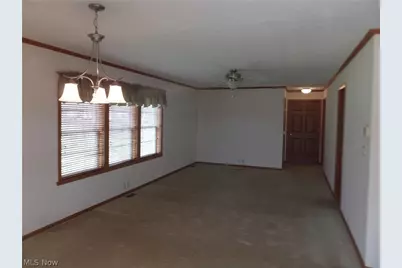 330 Gemini Drive, Dover, OH 44622 - Photo 5