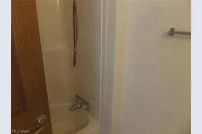 330 Gemini Drive, Dover, OH 44622 - Photo 7