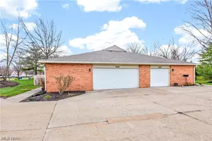 35965 Westminister Ave, North Ridgeville, OH 44039 - Photo 23