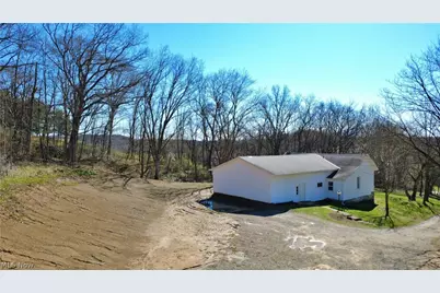 3815 Dillon Falls Road, Zanesville, OH 43701 - Photo 9