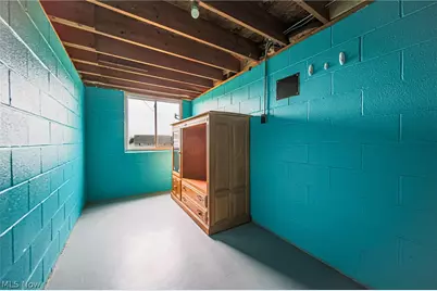 8919 Township Road 566, Holmesville, OH 44633 - Photo 15