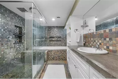 2135 Riverside Drive, Oakwood, OH 44107 - Photo 35