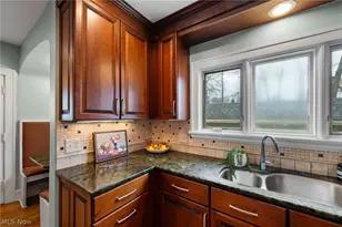 2135 Riverside Dr, Oakwood, OH 44107 - Photo 17