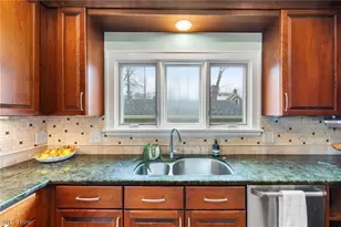 2135 Riverside Dr, Oakwood, OH 44107 - Photo 15