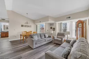 23004 Chandlers Ln, Olmsted Falls, OH 44138 - Photo 5