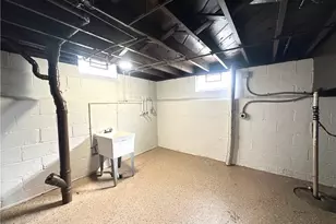 5341 Hollywood Ave, Maple Heights, OH 44137 - Photo 13