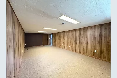 4507 E Frontenac Drive, Warrensville Heights, OH 44128 - Photo 11