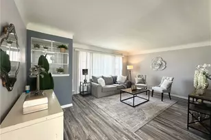 4507 E Frontenac Dr, Warrensville Heights, OH 44128 - Photo 3