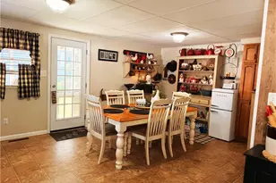 413 Bennett St, Bridgeport, OH 43912 - Photo 9