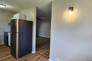 1859 Sheffield Dr, Akron, OH 44320 - Photo 13