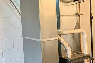 331 St Clair Ave, Cadiz, OH 43907 - Photo 13