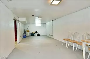 1010 Burlington St, Youngstown, OH 44510 - Photo 21