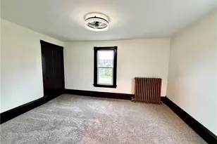 559 Jackson St, Hubbard, OH 44425 - Photo 15