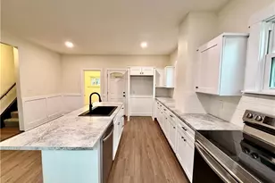 559 Jackson St, Hubbard, OH 44425 - Photo 11