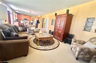 6062 White Tail Ln, Lorain, OH 44053 - Photo 9