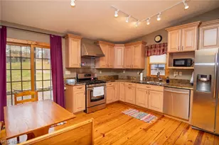 34670 Nelson Dr, Piedmont, OH 43983 - Photo 5