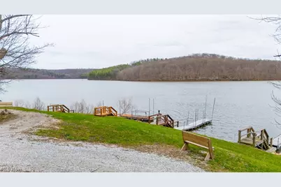 34670 Nelson Drive, Piedmont, OH 43983 - Photo 11