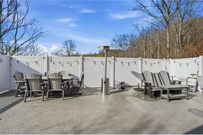 64044 Mulberry Street, Cambridge, OH 43725 - Photo 11