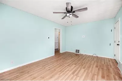 1293 Tioga Avenue, Akron, OH 44305 - Photo 5