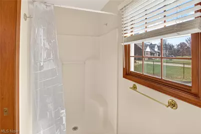 218 Wells Court, Euclid, OH 44132 - Photo 19