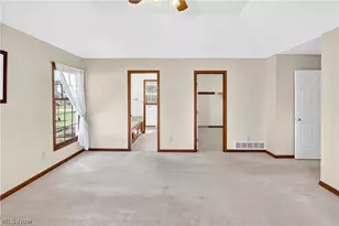 218 Wells Ct, Euclid, OH 44132 - Photo 17