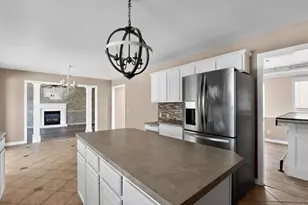 6740 Bridgestone Cir NE, Canton, OH 44721 - Photo 9