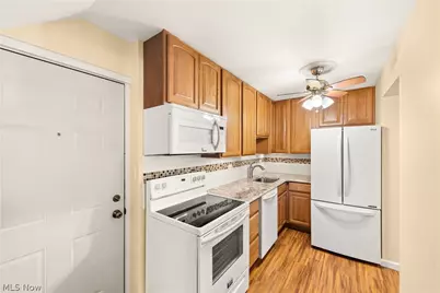 33803 Electric Boulevard #A16, Avon Lake, OH 44012 - Photo 15