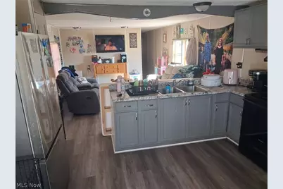 308 Bedford Avenue, Cambridge, OH 43725 - Photo 7